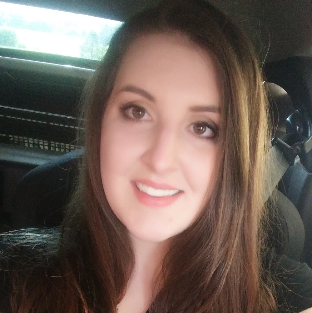 Meet your Posher, Alexi